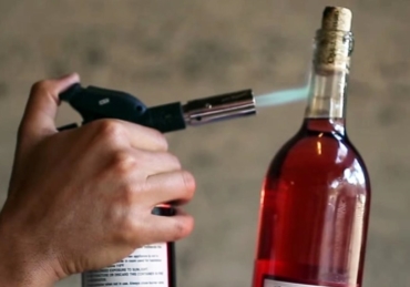 How to Open a Bottle of Wine