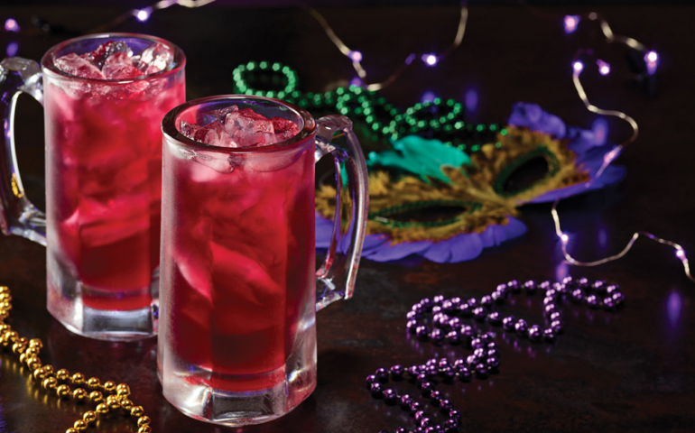Applebee’s is Selling $1 Hurricanes From Now Until Mardis Gras