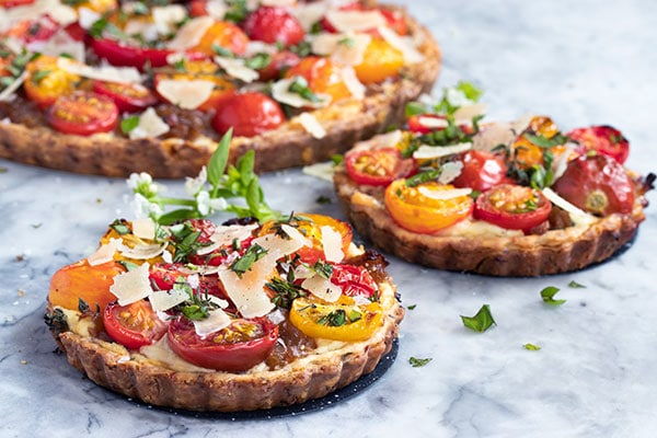 Cheese Tart with Tomatoes & a Herb and Cheddar Crust