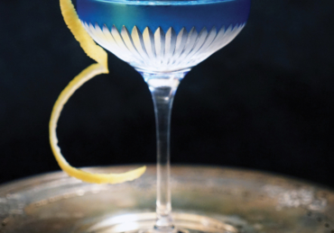 11 Essential Cocktails for Your April Parties