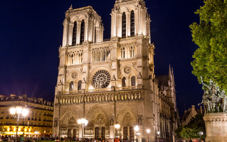 Notre-Dame Fire: LVMH and Latour Owners Pledge 300 Million Euros