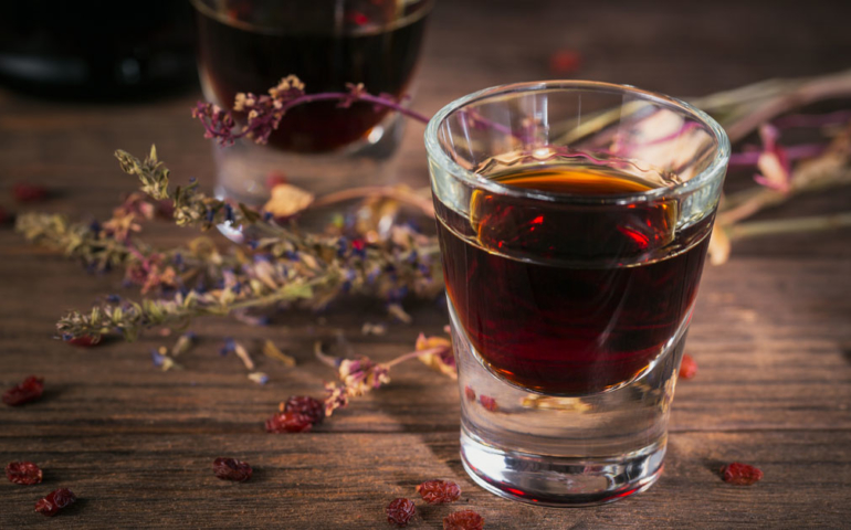 The Most Important Ingredient in Homemade Amaro Is Time