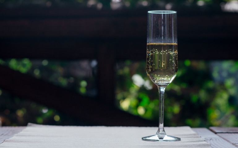 This Bright, Bracing Italian Sparkler Could Be a ‘Prosecco Killer’ — if Given the Chance
