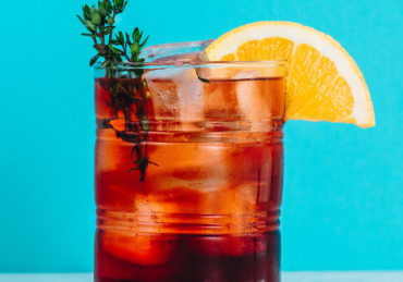 11 Essential Cocktails for Your September Parties