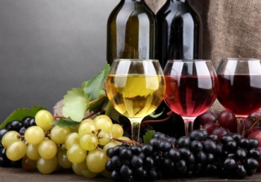Top 5 Sweetest Red Wines All Under ₦ 3.000 In Nigeria