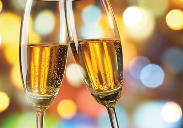 7 Champagnes Bottles For Your Perfect Holiday