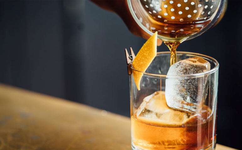 6 of the Best Whiskey Mixers
