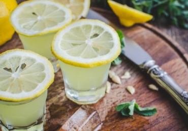 11 Essential Cocktails to Try in April