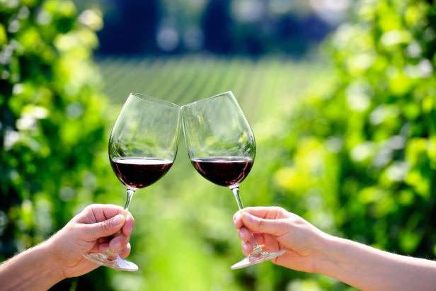 12 Planet-Friendly Wines to Drink On Earth Day