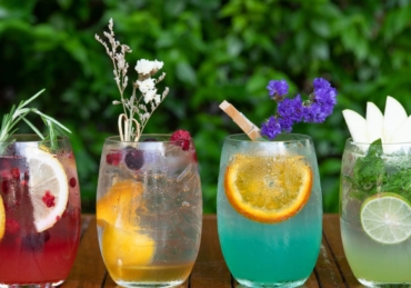 5 Nonalcoholic Ready-to-Drink Cocktails to Try Right Now