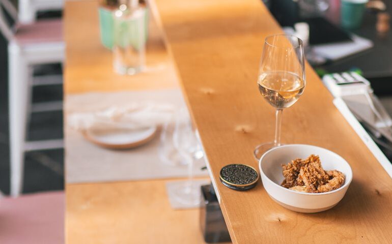 Can the Set Menu Save Restaurants?