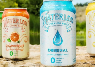 10 Best Sparkling Water Brands to Sip On Right Now