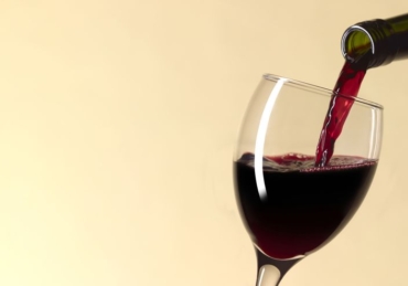 5 Reasons You Should Drink More Red Wine in 2021