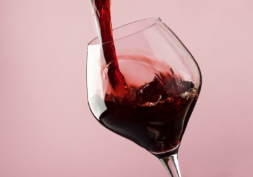5 Reasons Why Wine Is A Must on Valentine’s Day