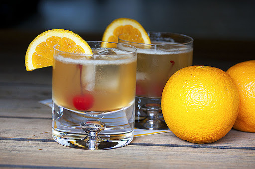 10 Cocktails to Try this February